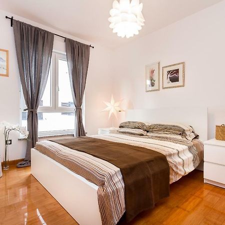 City Stylish Apartment Pula Buitenkant foto