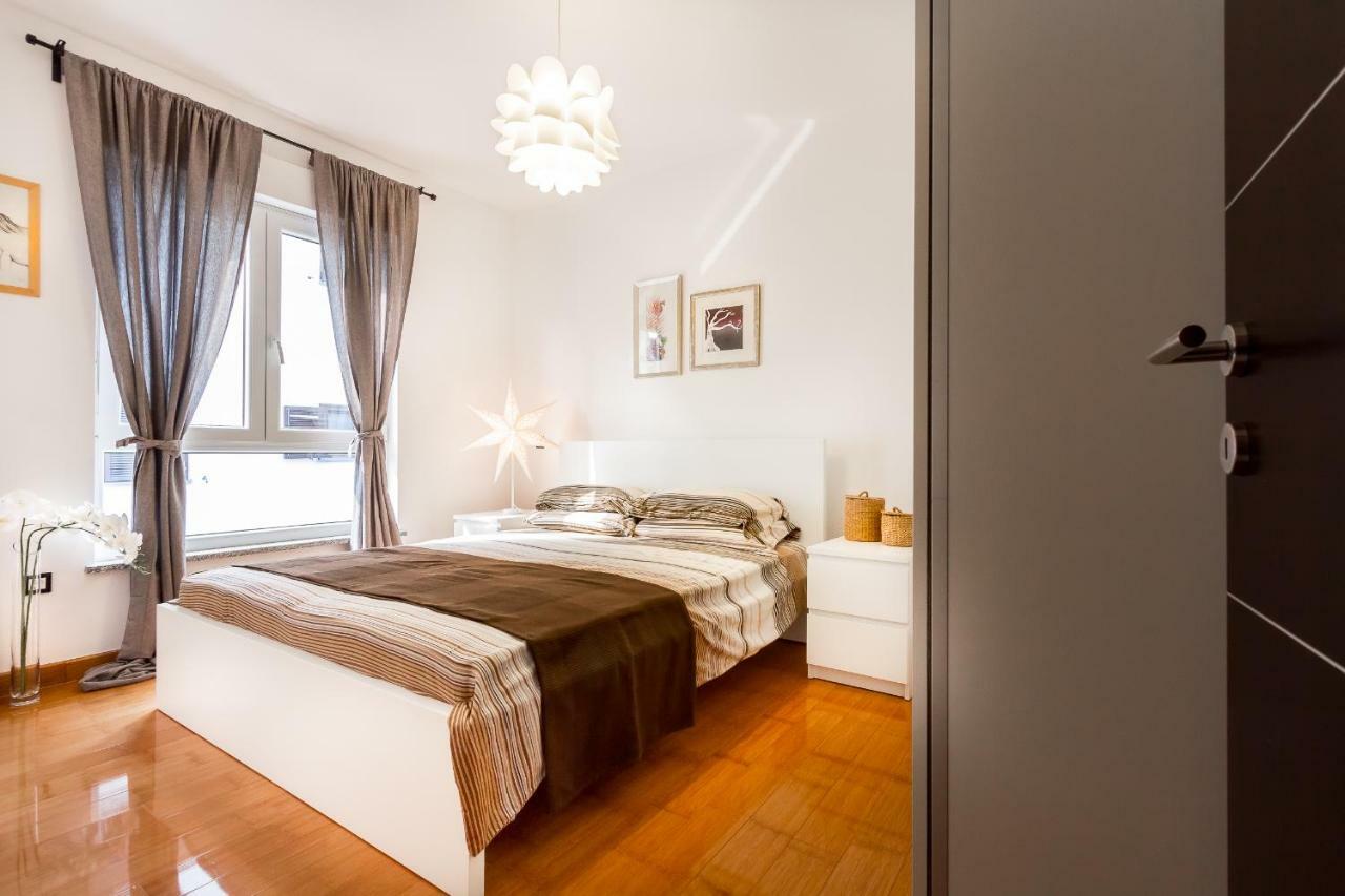 City Stylish Apartment Pula Buitenkant foto